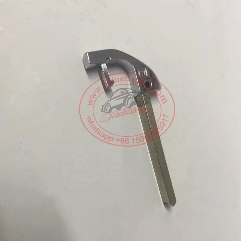 1Pcs Uncut Emergency Blade For Wuling Victory Smart Key 1