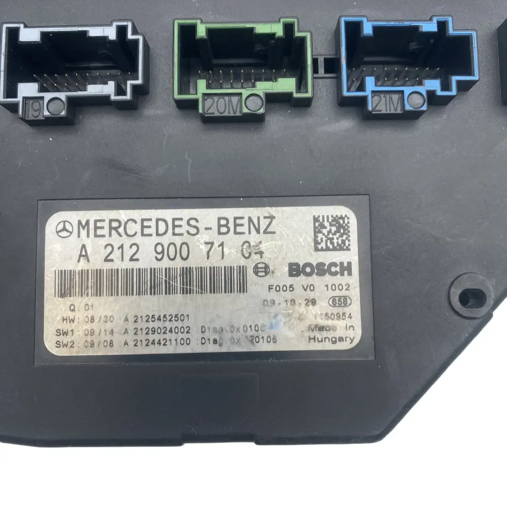 2129007224 Front Sam Module Relay Fuse Box For 2010-2020 Mercedes W204 C300 E350 Glk350 Used 2