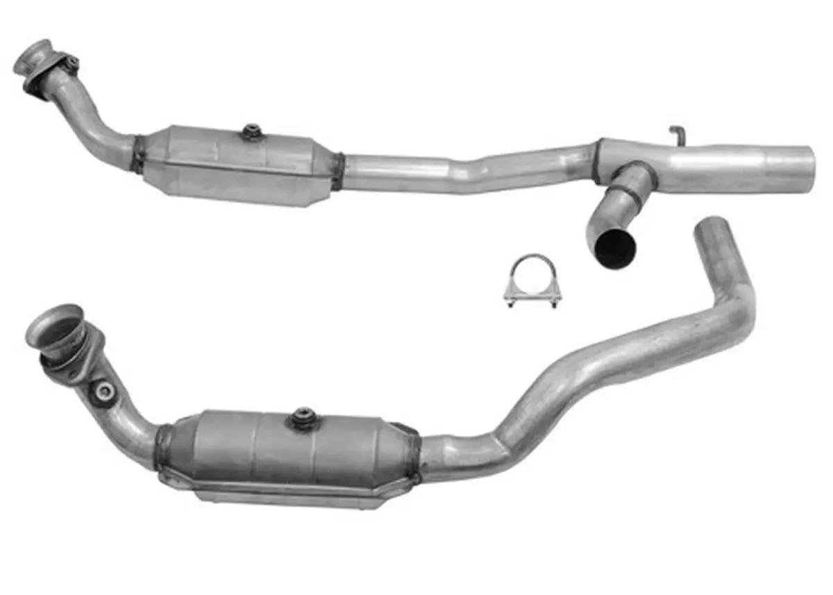 Carb Approved Catalytic Converter For Ford E150 E250 E350 Super Duty 12-14 5.4L 1