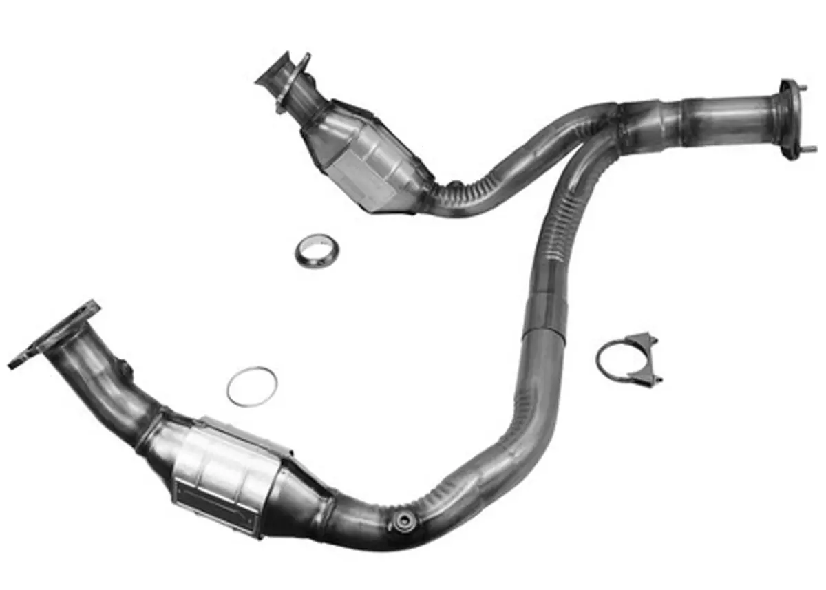 Carb Approved Catalytic Converter For Chevrolet Tahoe 2007 2008 4.8 5.3 Y Pipe 1