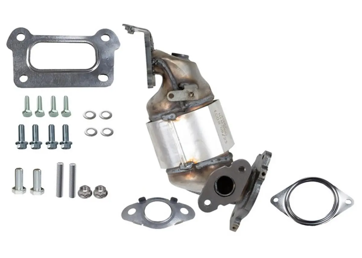 F Catalytic Converter For Mitsubishi Outlander 2.5L 2022 2024 Front Wheel Drive 1