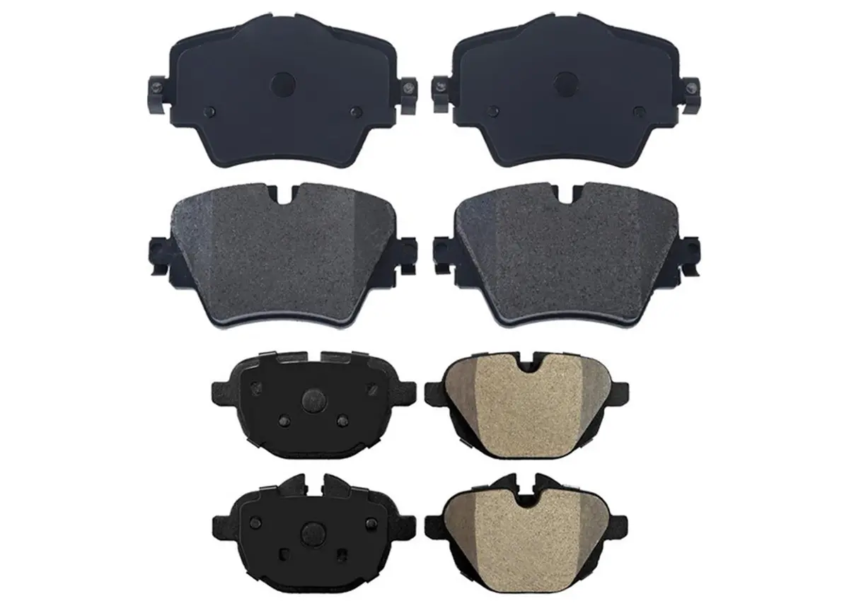Front & Rear Ceramic Disc Brake Pads For Bmw X3 2018-2022 330Mm Rotor 1