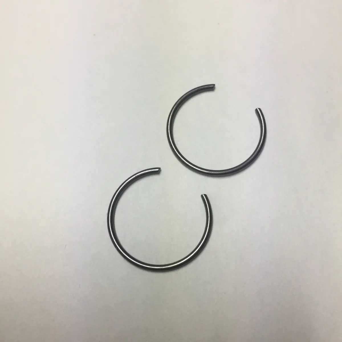 Can Am Piston Clips,18 Mm, Set Of 2 1