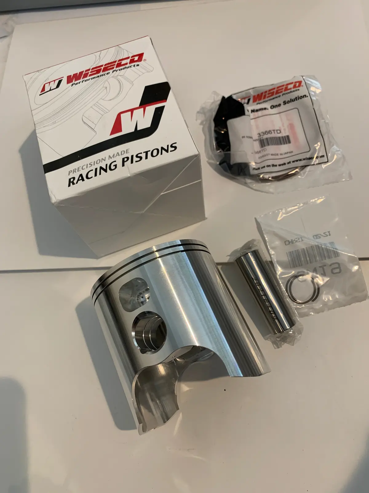 Can Am Piston 500 Cc, 85.5 And 86.0 Mm Bore Size, Wiseco Piston  (486) Vintage Rotax Engine Dirt Bikes 1