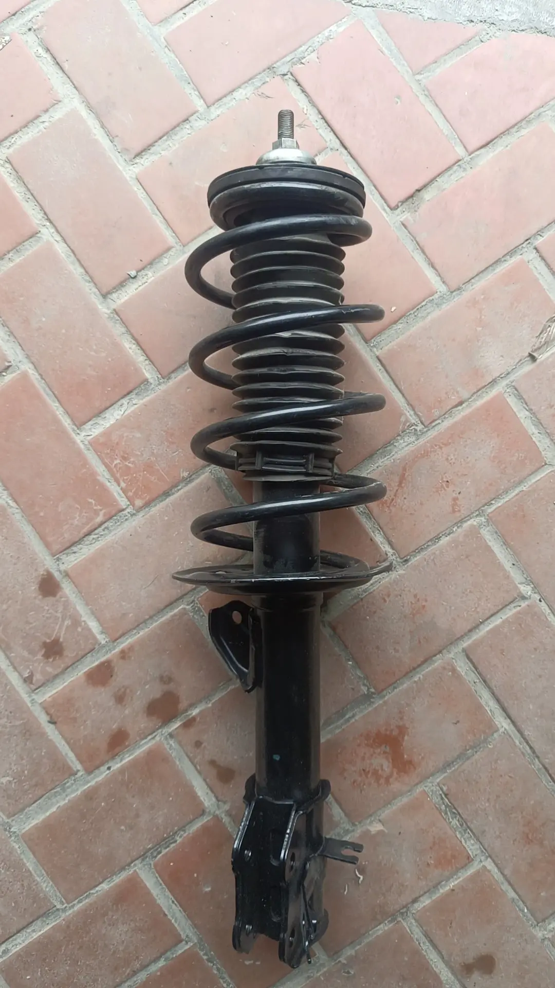 2Pcs Front Shocks For Jac Iev7s 2018 1