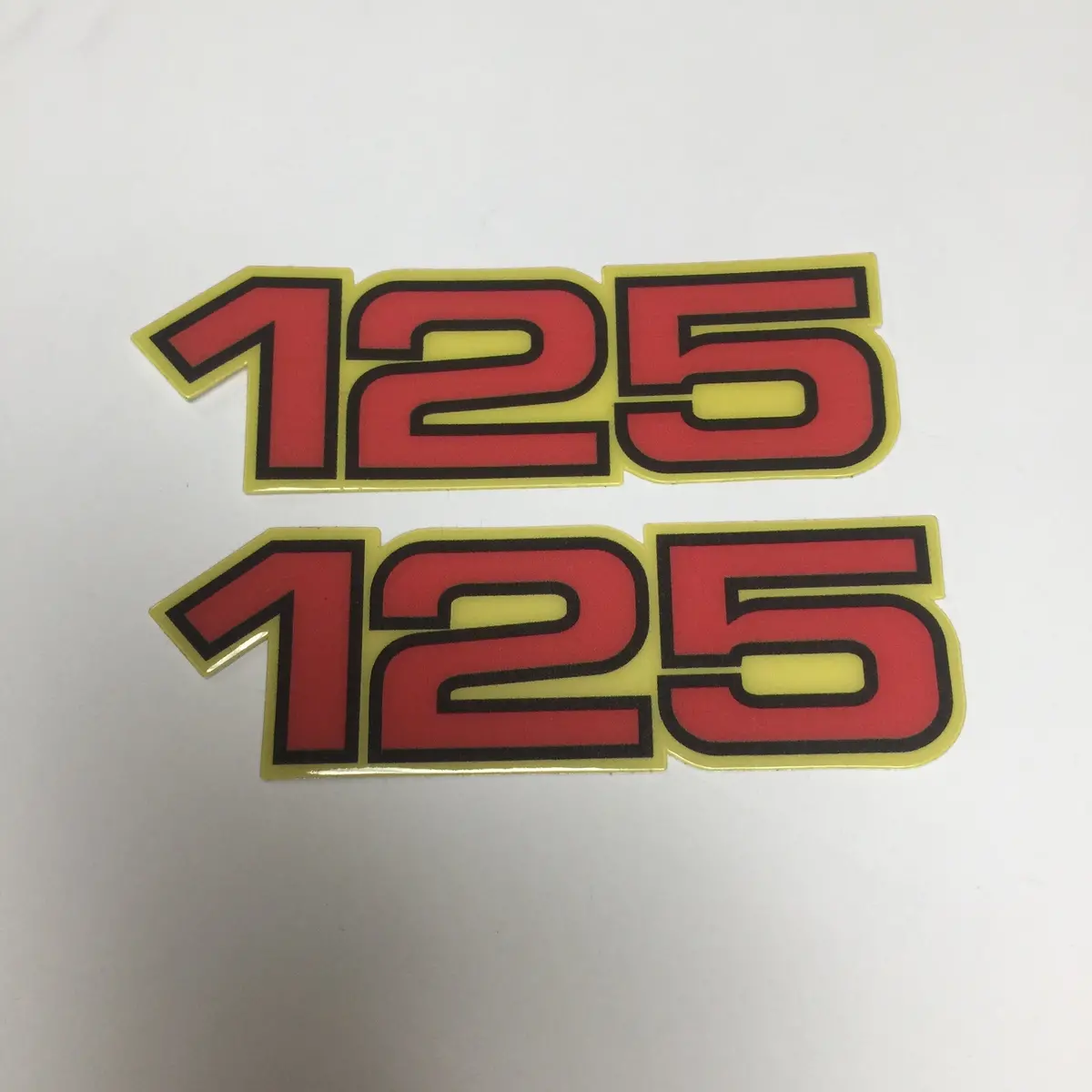 Yamaha, Side Panel Decals, 125, Red With Black And Yellow Outline, Reproduction 1