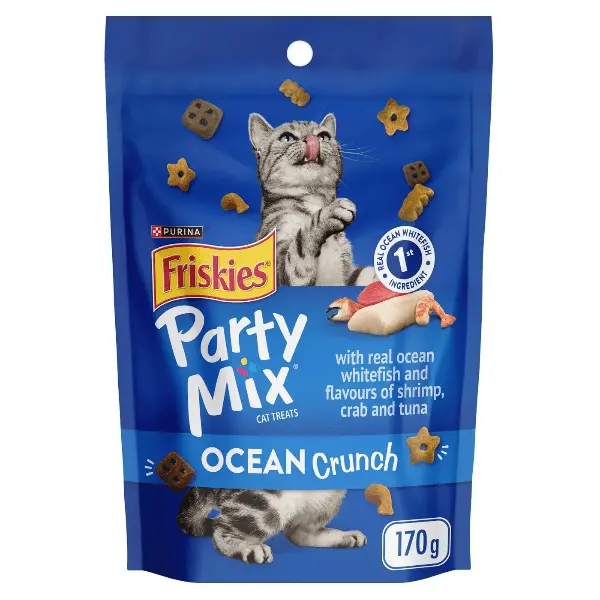 Friskies Party Mix Ocean Crunch Cat Treats 1