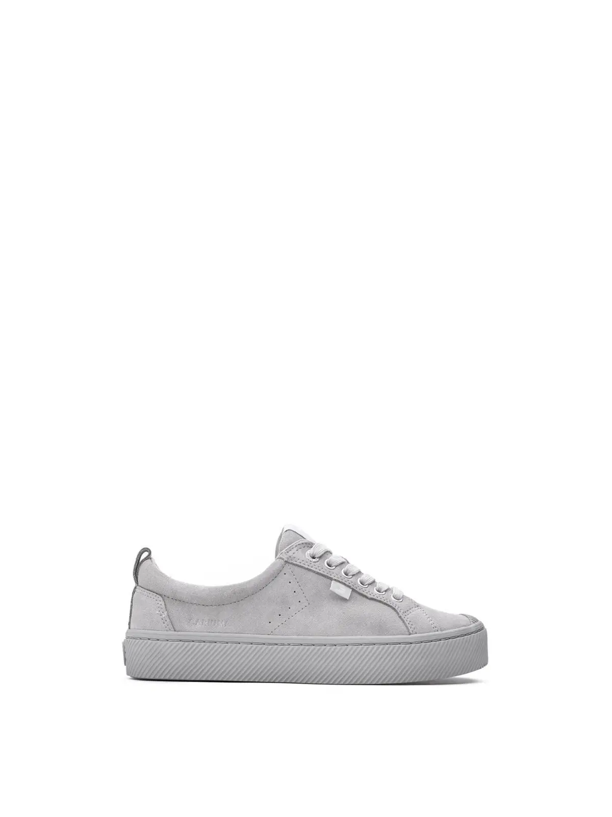 Cariuma Oca Low Trainers 1